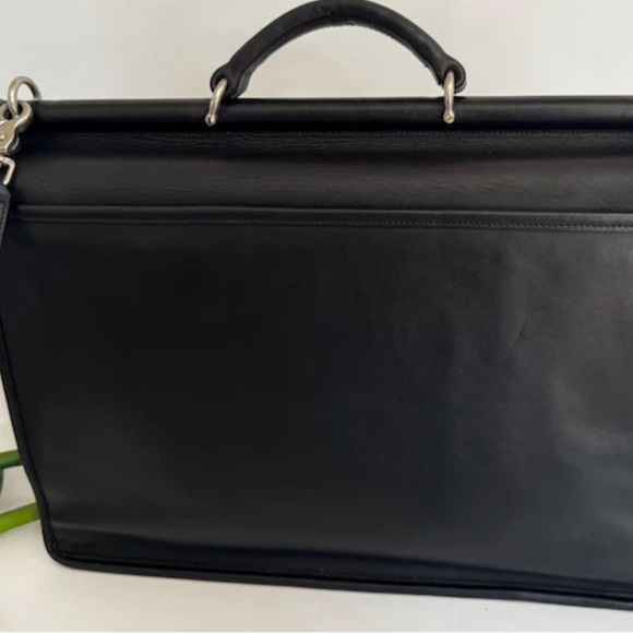 Coach - Picture 3 of 9